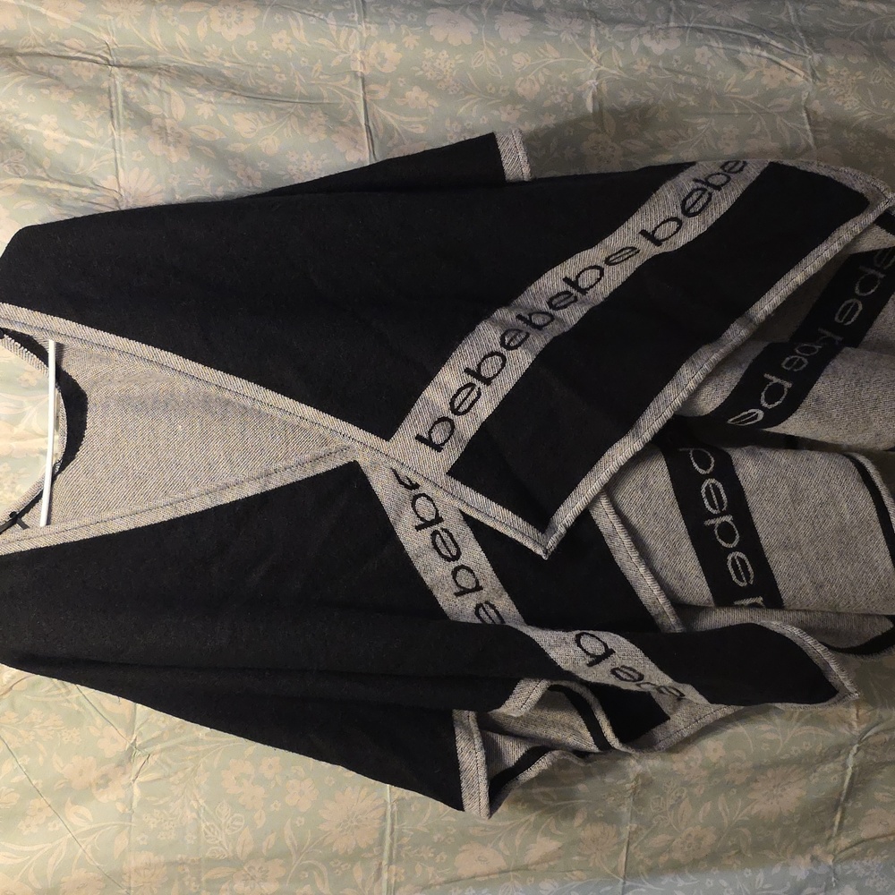 Bebe Black & Gray Shawl One Size Womens (W224)